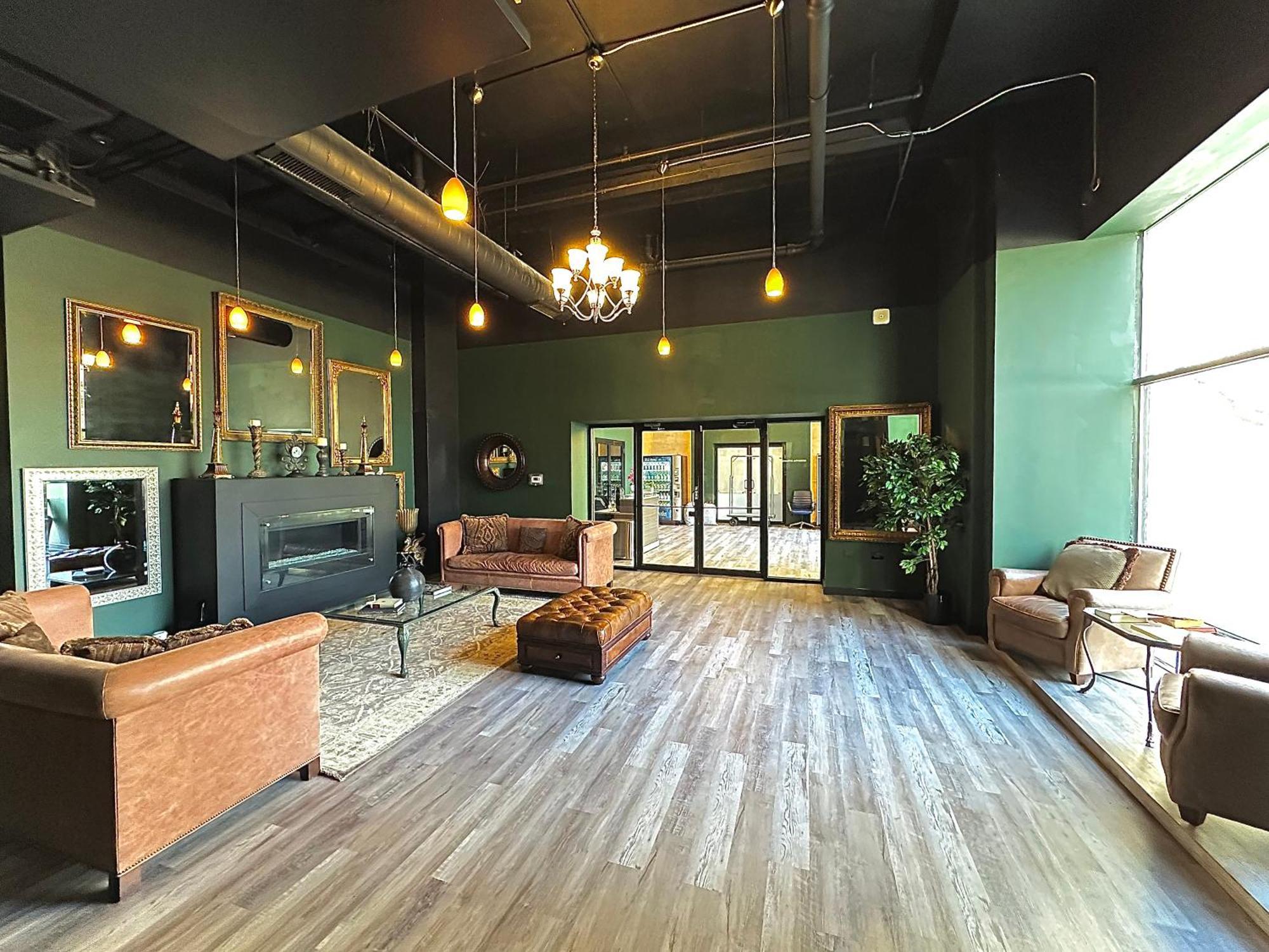 Bright 2Br Luxury Corner Suite With Optional Parking Sleeps 6 Guests Near Mccormick Place And Soldier Field 시카고 외부 사진